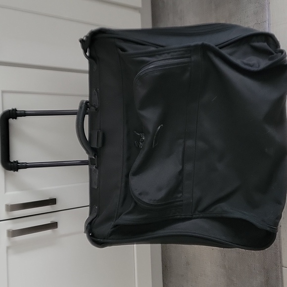 Tumi Alpha 2 Wheeled  Rolling Garment Bag Vintage - Picture 1 of 14